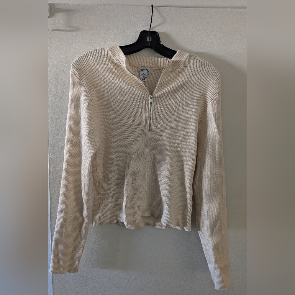 Women's Knit Ribbed Rue 21 Cream Sweater
